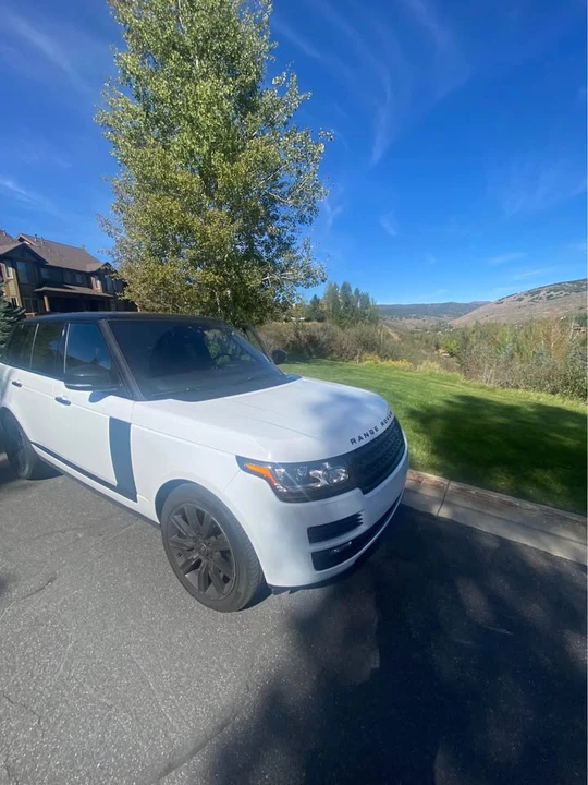 2017 Land Rover Range Rover L405 - Image 2 of 17