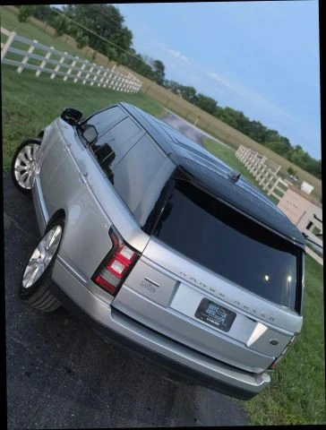 2017 Land Rover Range Rover L405 - Image 9 of 29