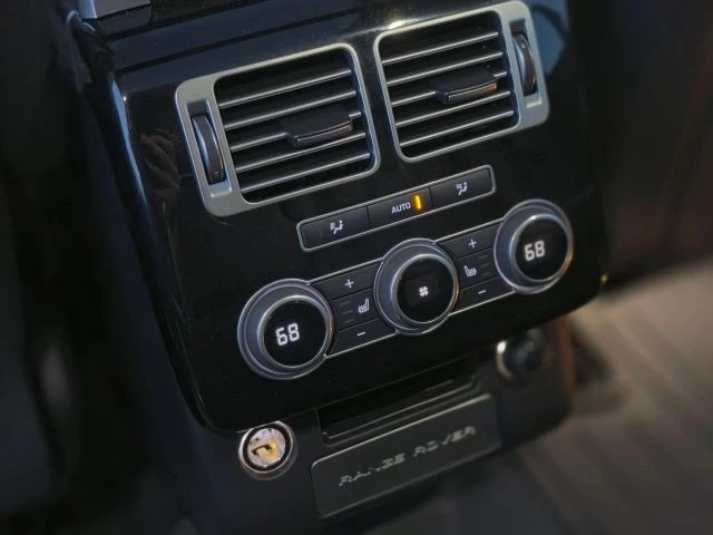 2017 Land Rover Range Rover L405 - Image 18 of 29
