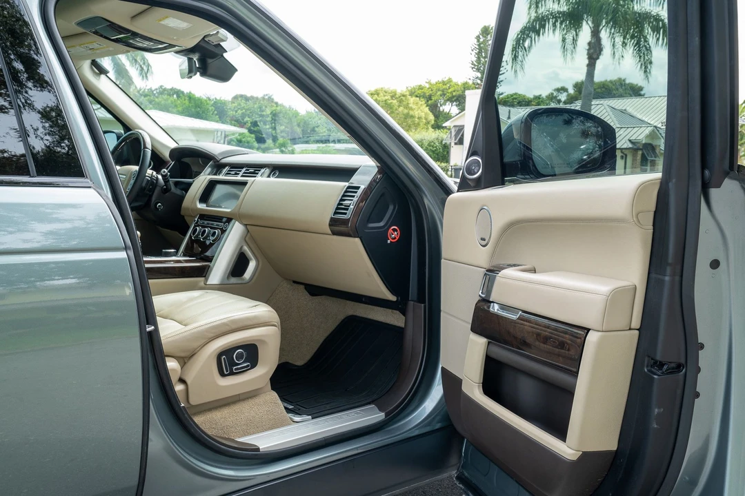 2017 Land Rover Range Rover L405 - Image 22 of 31