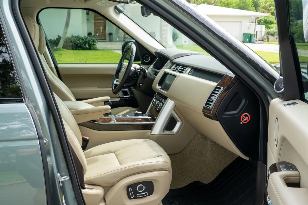 2017 Land Rover Range Rover L405 - Image 23 of 31