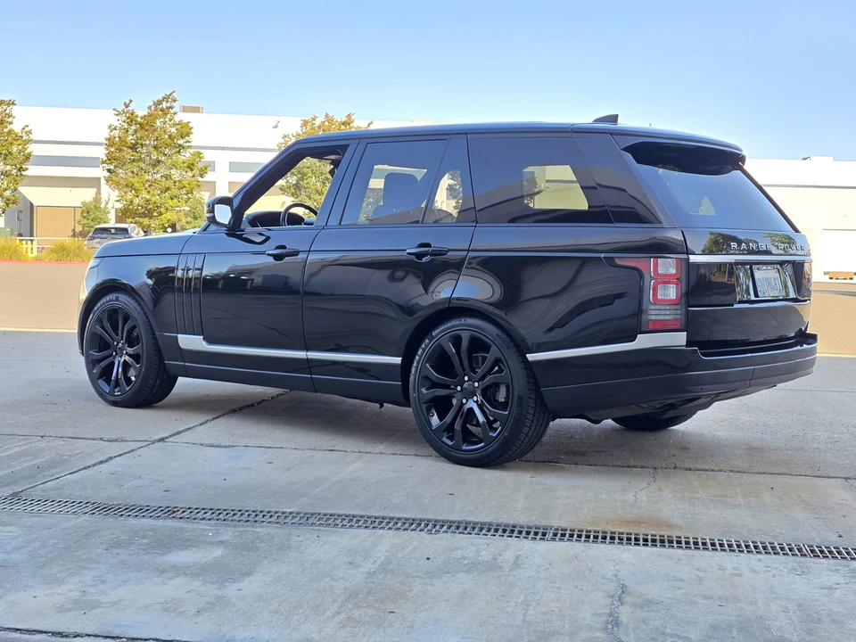 2017 Land Rover Range Rover L405 - Image 17 of 31