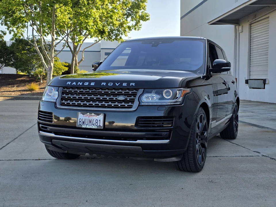 2017 Land Rover Range Rover L405 - Image 2 of 31
