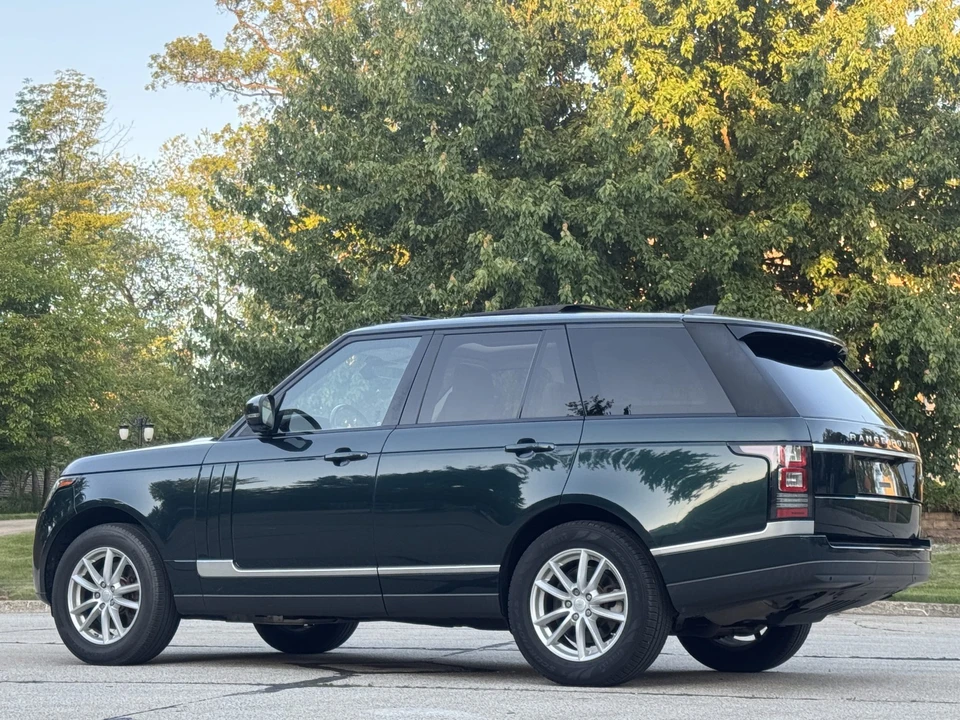 2017 Land Rover Range Rover L405 - Image 11 of 31