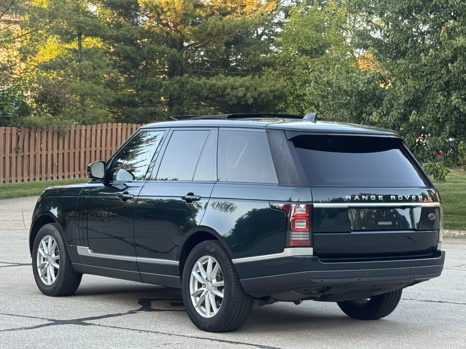 2017 Land Rover Range Rover L405 - Image 13 of 31