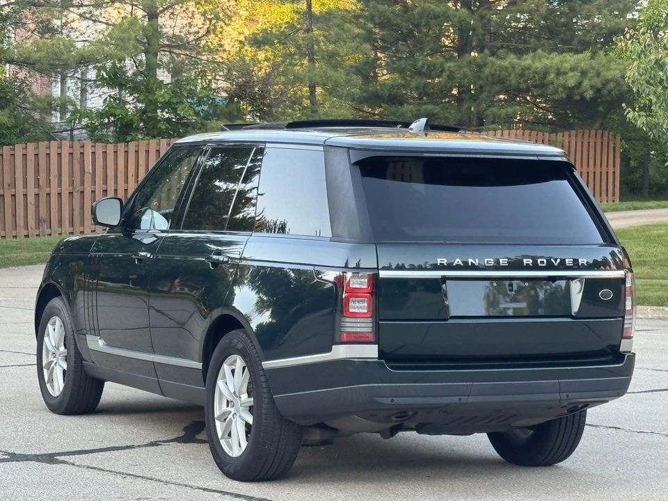 2017 Land Rover Range Rover L405 - Image 14 of 31