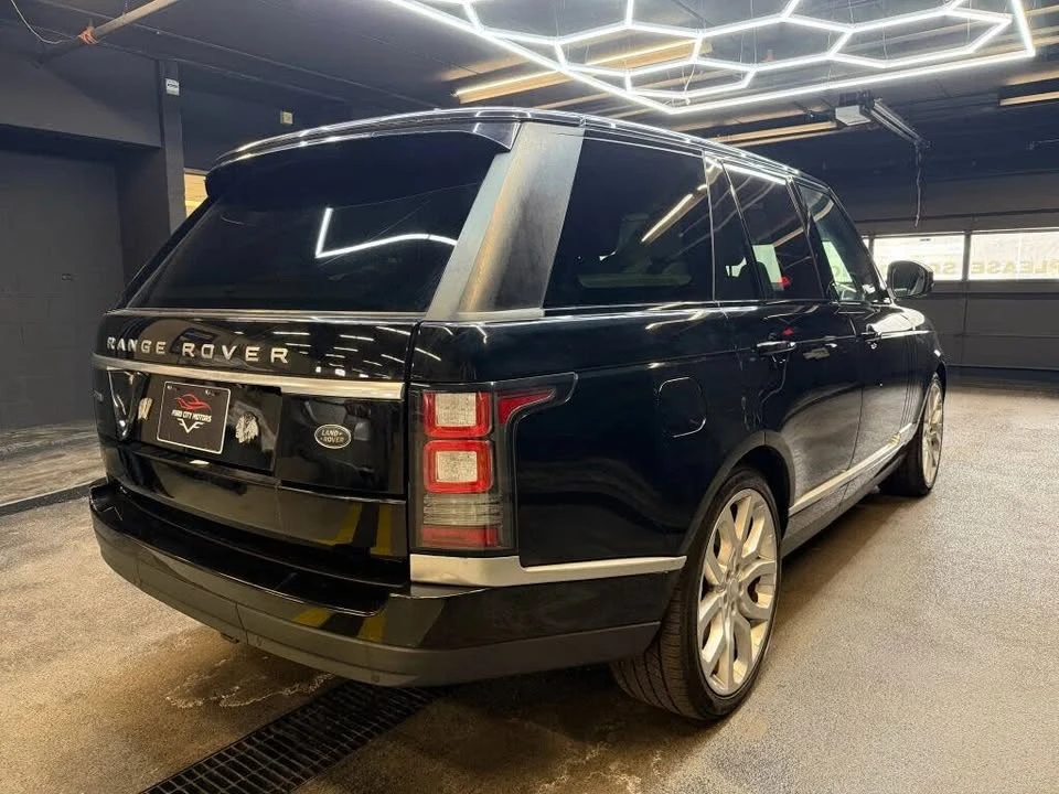 2017 Land Rover Range Rover L405 - Image 9 of 19