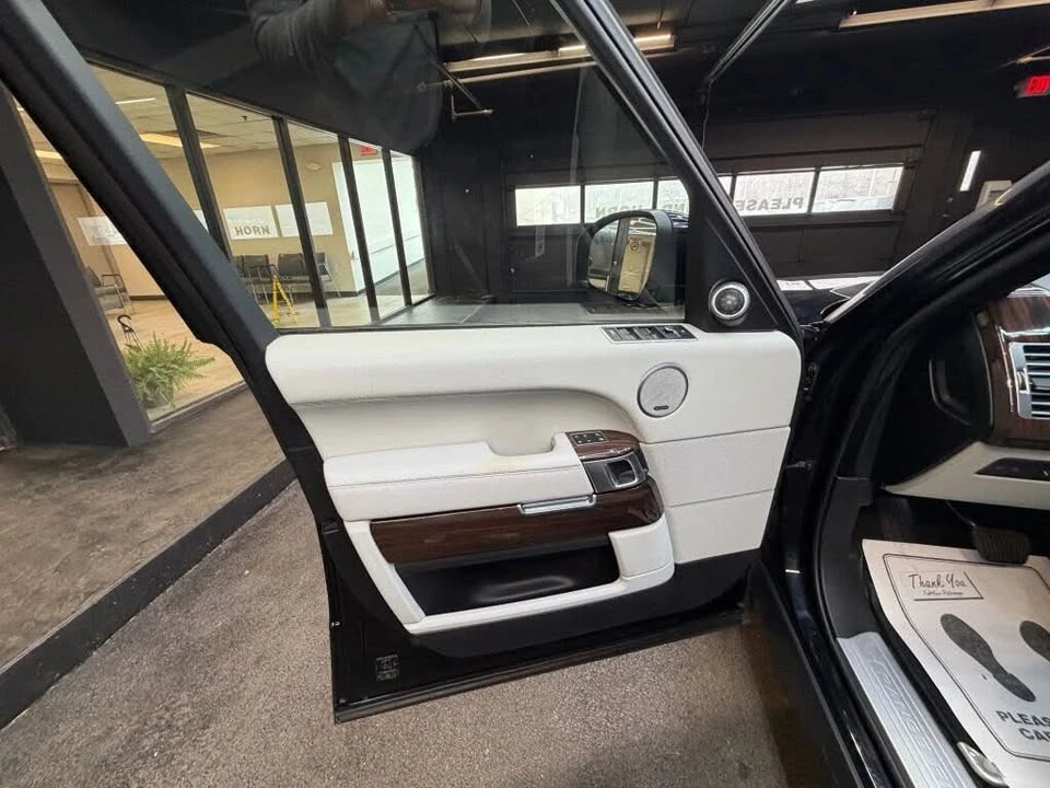 2017 Land Rover Range Rover L405 - Image 15 of 19