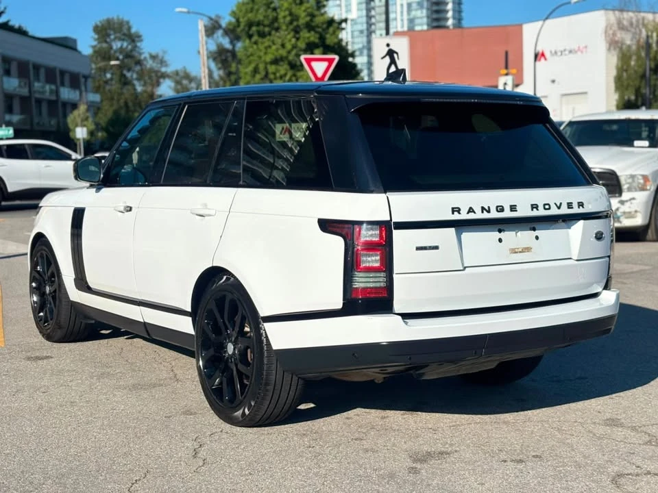 2017 Land Rover Range Rover L405 - Image 8 of 20