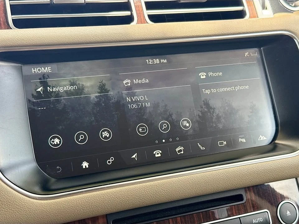 2017 Land Rover Range Rover L405 - Image 11 of 16
