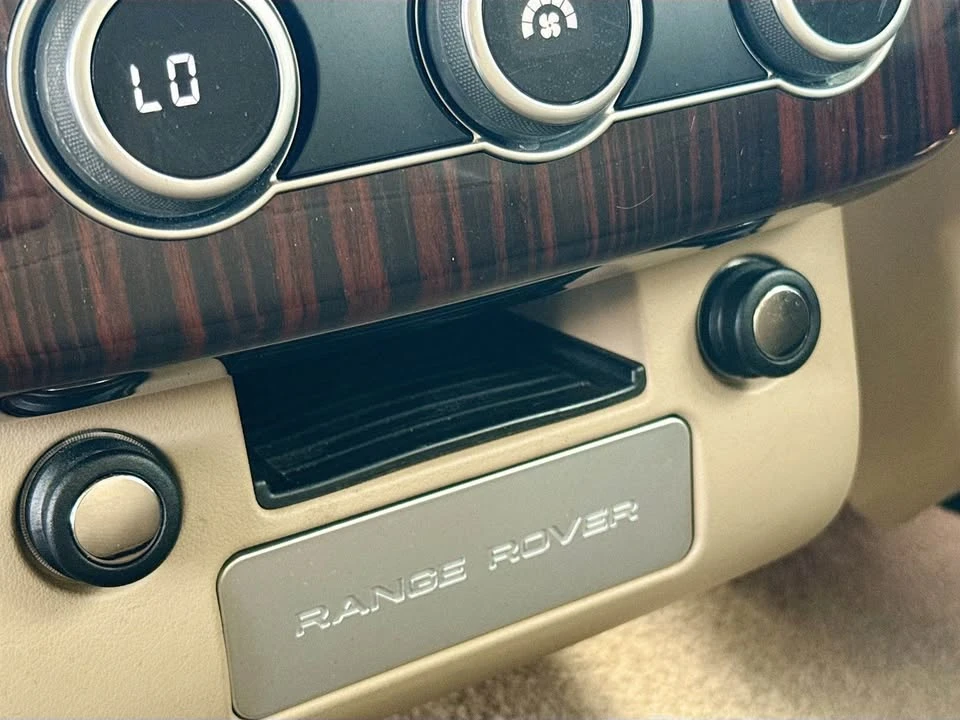 2017 Land Rover Range Rover L405 - Image 12 of 16