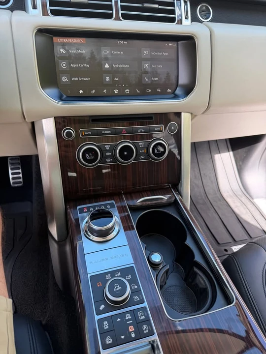 2017 Land Rover Range Rover L405 - Image 11 of 15