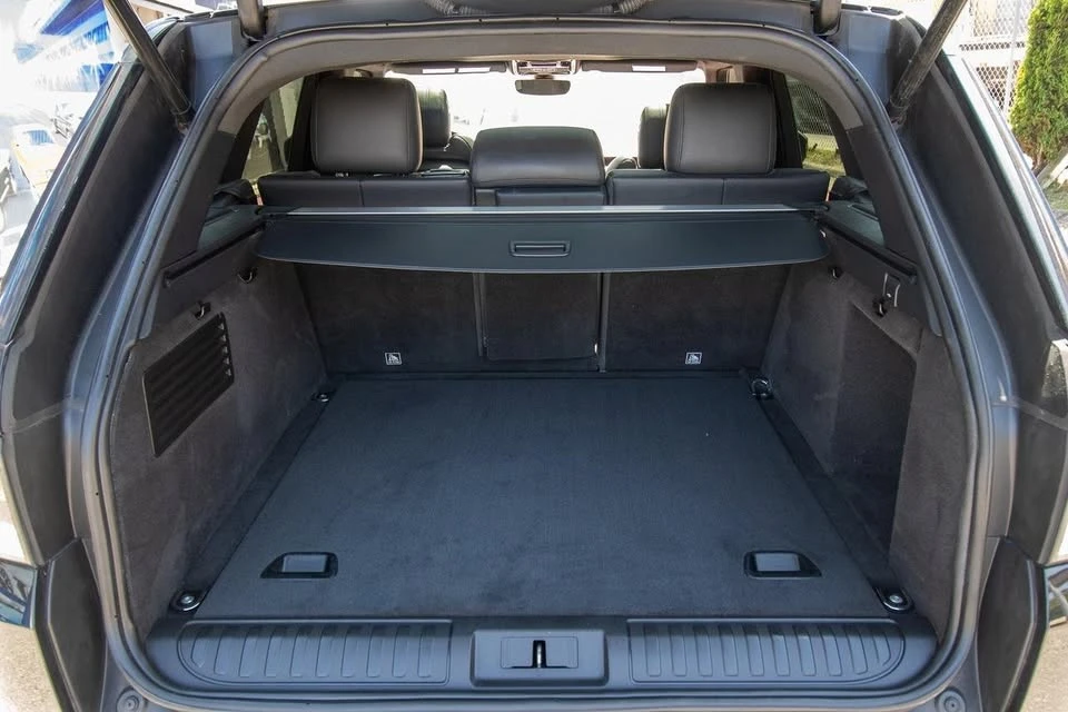 2017 Land Rover Range Rover L405 - Image 8 of 20