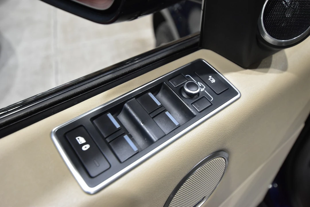 2017 Land Rover Range Rover L405 - Image 15 of 21