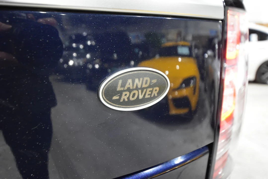 2017 Land Rover Range Rover L405 - Image 10 of 21