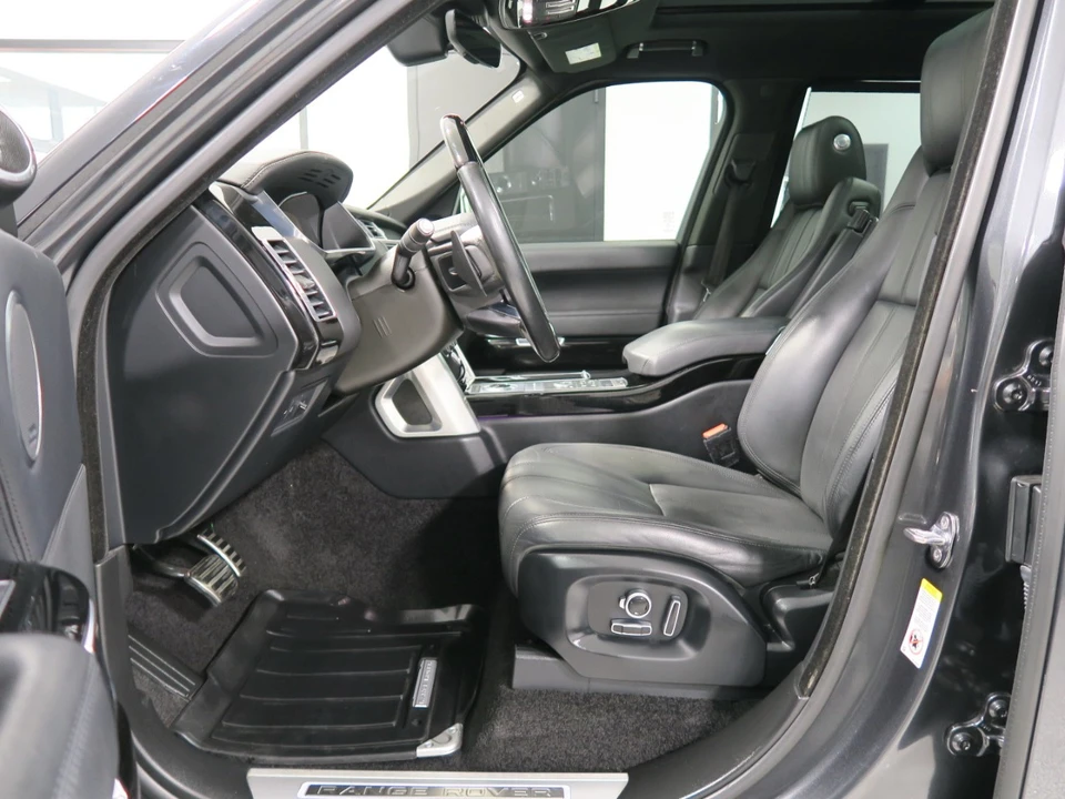 2017 Land Rover Range Rover L405 - Image 16 of 21
