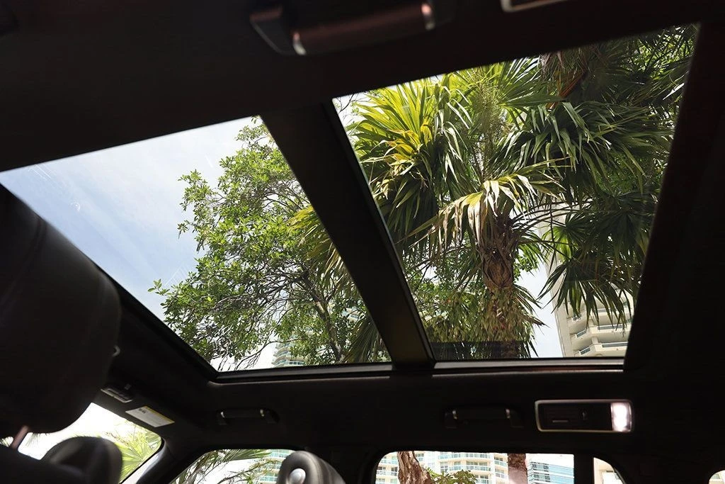 2017 Land Rover Range Rover L405 - Image 8 of 12