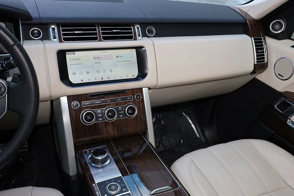2017 Land Rover Range Rover L405 - Image 10 of 21