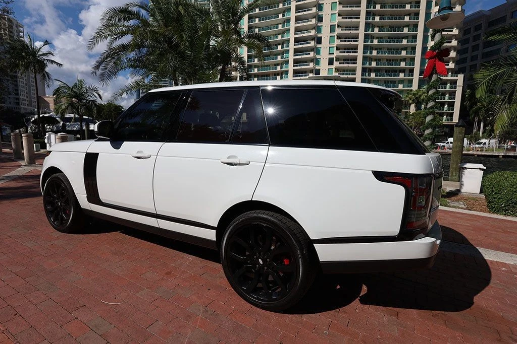 2017 Land Rover Range Rover L405 - Image 5 of 21