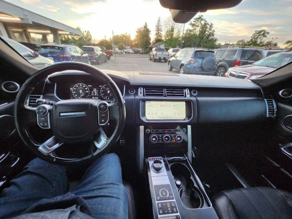 2017 Land Rover Range Rover L405 - Image 14 of 20