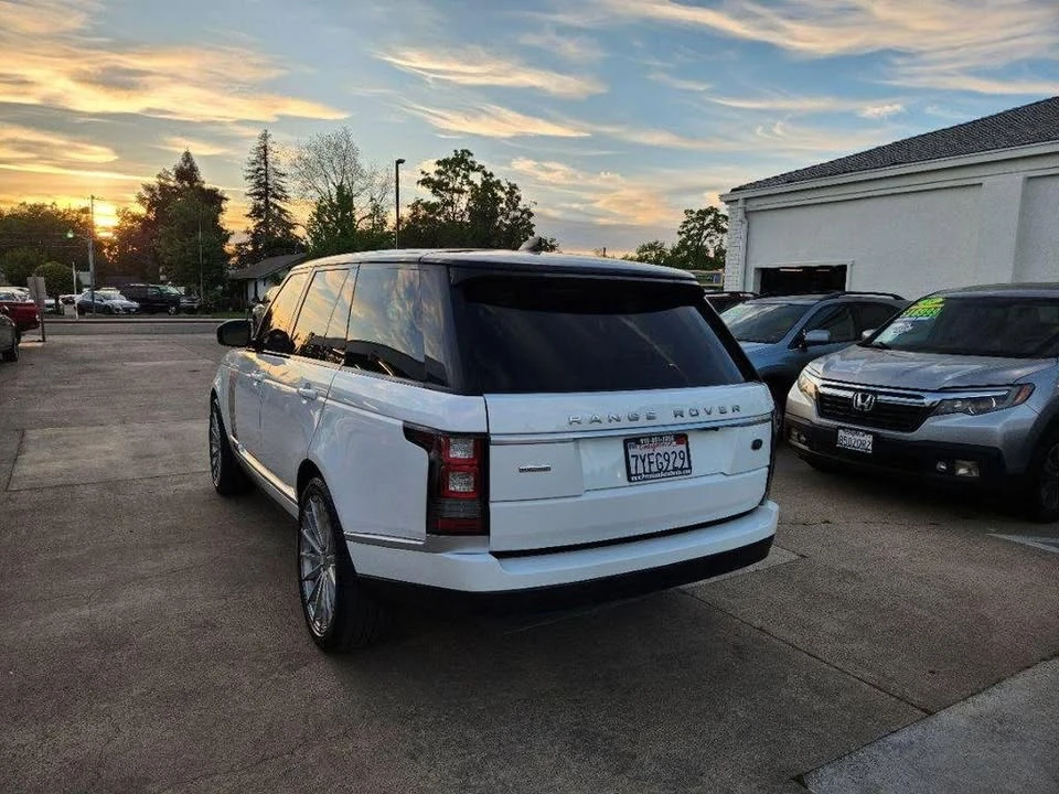 2017 Land Rover Range Rover L405 - Image 3 of 20