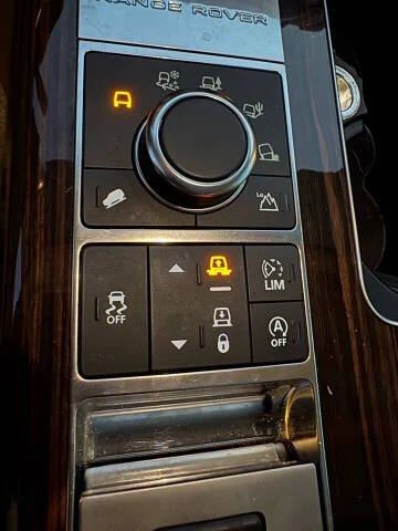 2017 Land Rover Range Rover L405 - Image 13 of 20