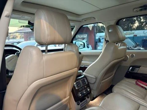 2017 Land Rover Range Rover L405 - Image 11 of 20