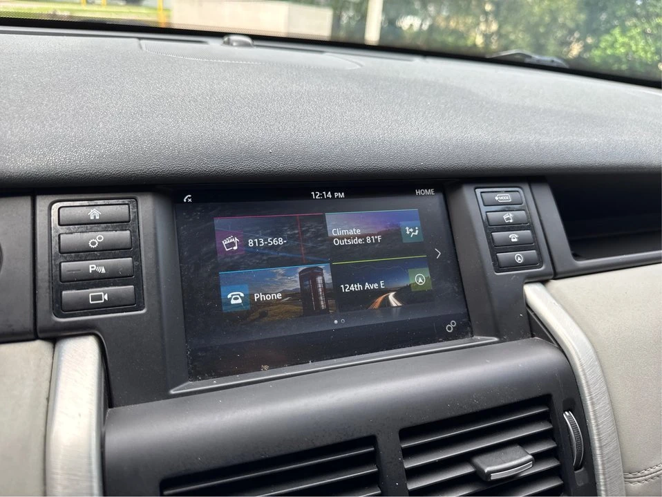 2017 Land Rover Discovery Sport - Image 13 of 20