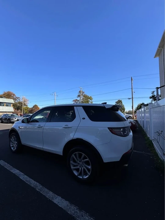 2017 Land Rover Discovery Sport - Image 7 of 15