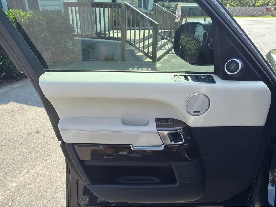 2017 Land Rover Range Rover L405 - Image 7 of 20