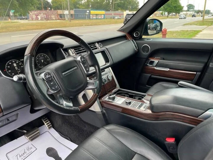 2017 Land Rover Range Rover L405 - Image 6 of 10