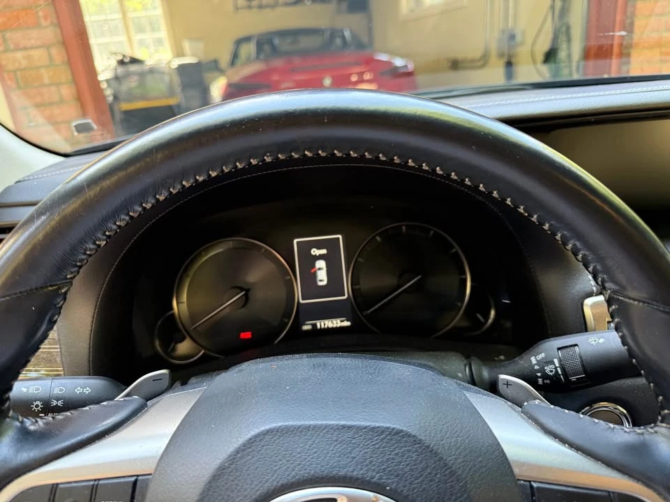 2017 Lexus GS 4th Gen - Image 4 of 9