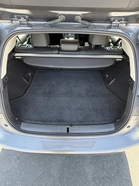 2017 Lexus CT - Image 5 of 6