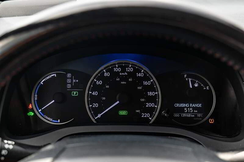2017 Lexus CT - Image 2 of 10