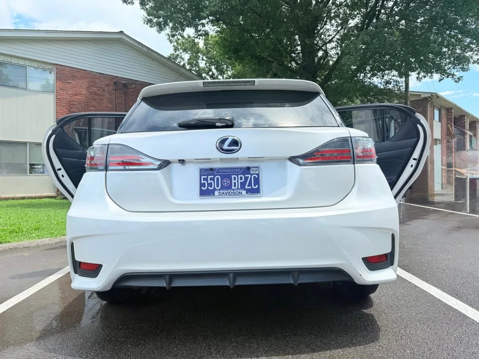 2017 Lexus CT - Image 17 of 20