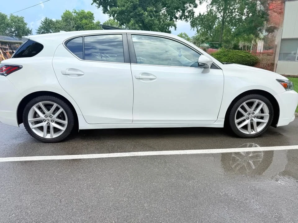 2017 Lexus CT - Image 5 of 20