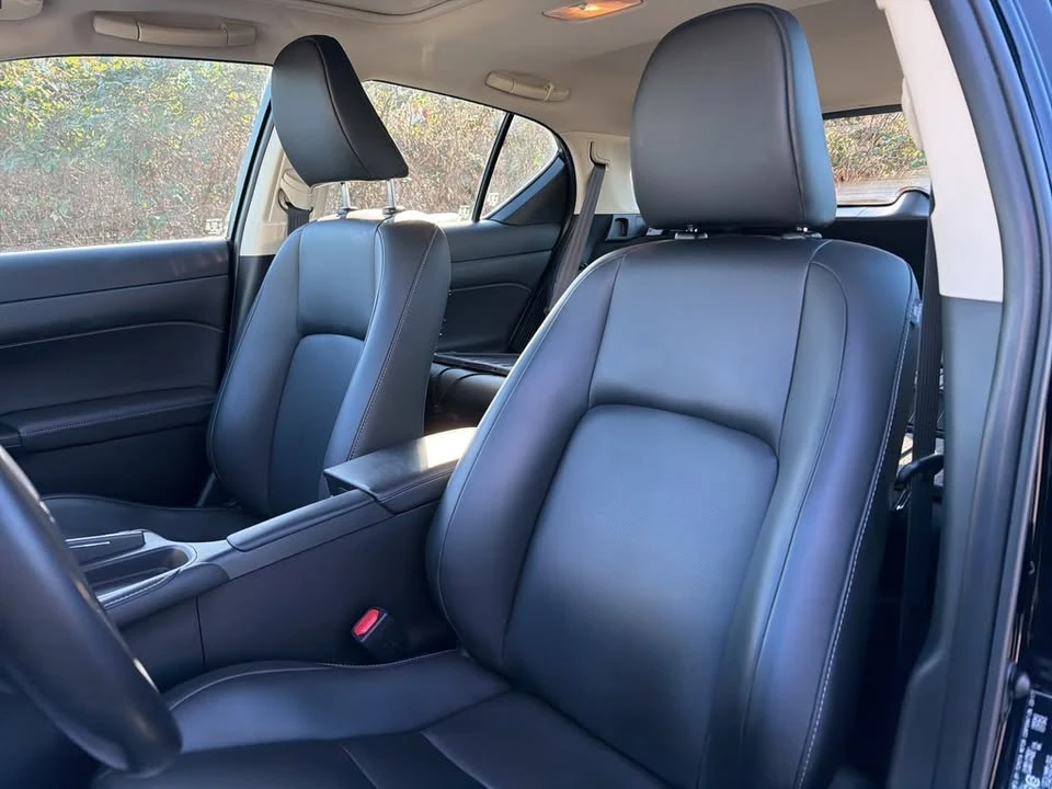 2017 Lexus CT - Image 5 of 10