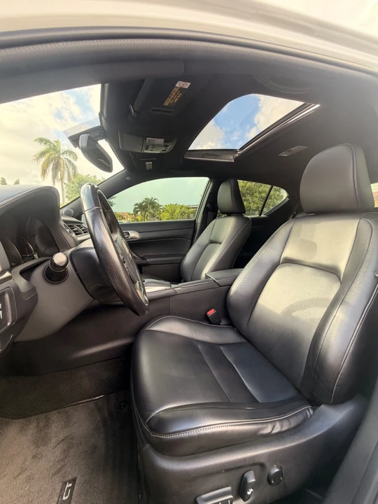 2017 Lexus CT - Image 17 of 31
