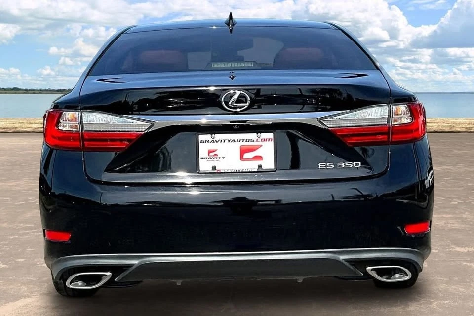 2017 Lexus ES 6th Gen - Image 5 of 20