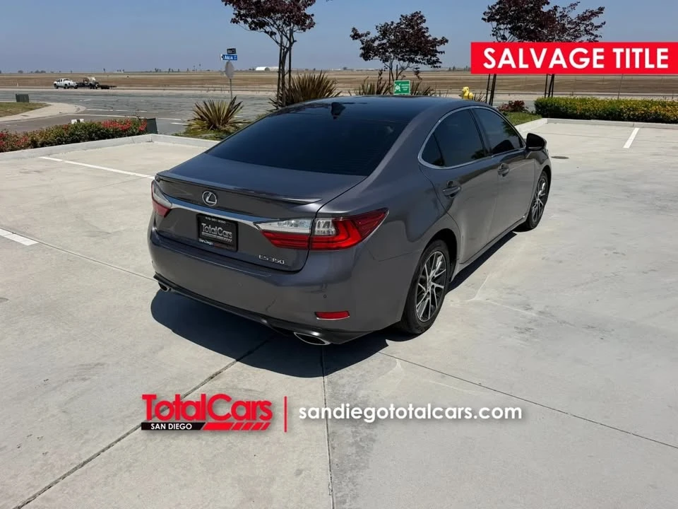 2017 Lexus ES 6th Gen - Image 5 of 20