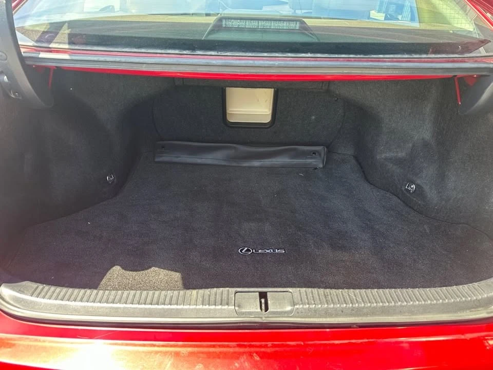 2017 Lexus ES 6th Gen - Image 8 of 12