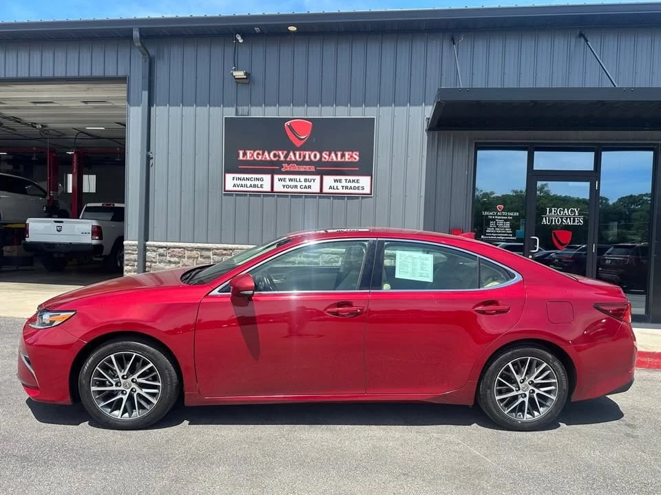 2017 Lexus ES 6th Gen - Image 2 of 12