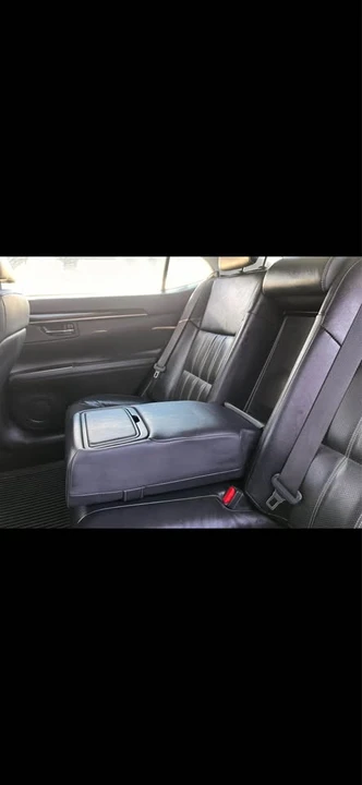 2017 Lexus ES 6th Gen - Image 11 of 13