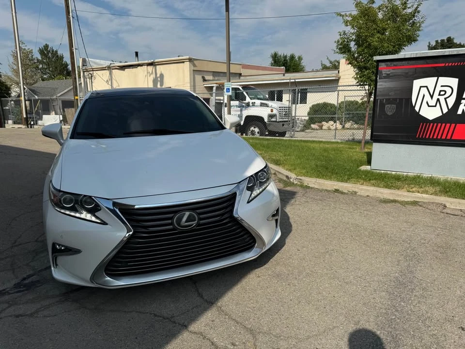 2017 Lexus ES 6th Gen - Image 2 of 19