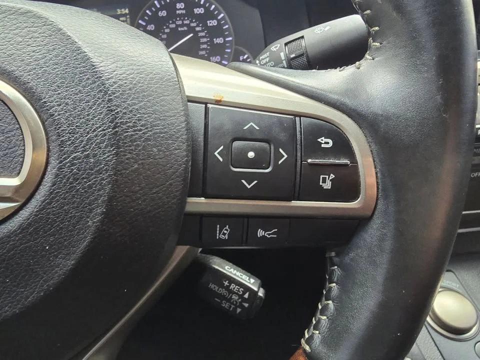 2017 Lexus ES 6th Gen - Image 4 of 18