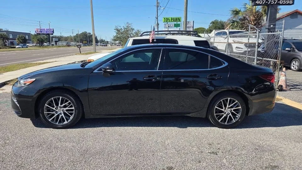 2017 Lexus ES 6th Gen - Image 2 of 10