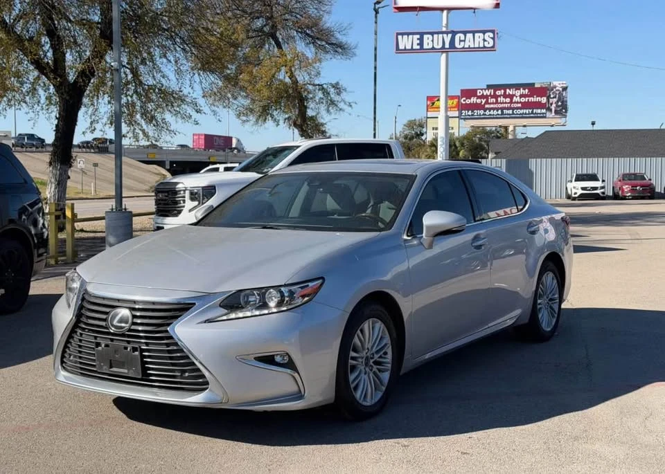 2017 Lexus ES 6th Gen - Image 3 of 9