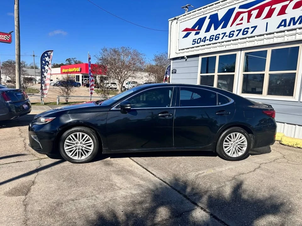 2017 Lexus ES 6th Gen - Image 2 of 13