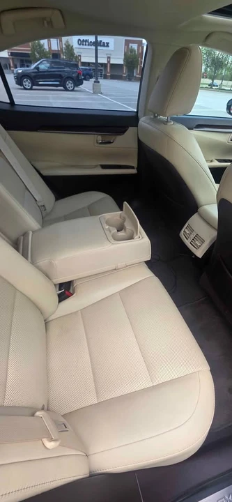 2017 Lexus ES 6th Gen - Image 10 of 10