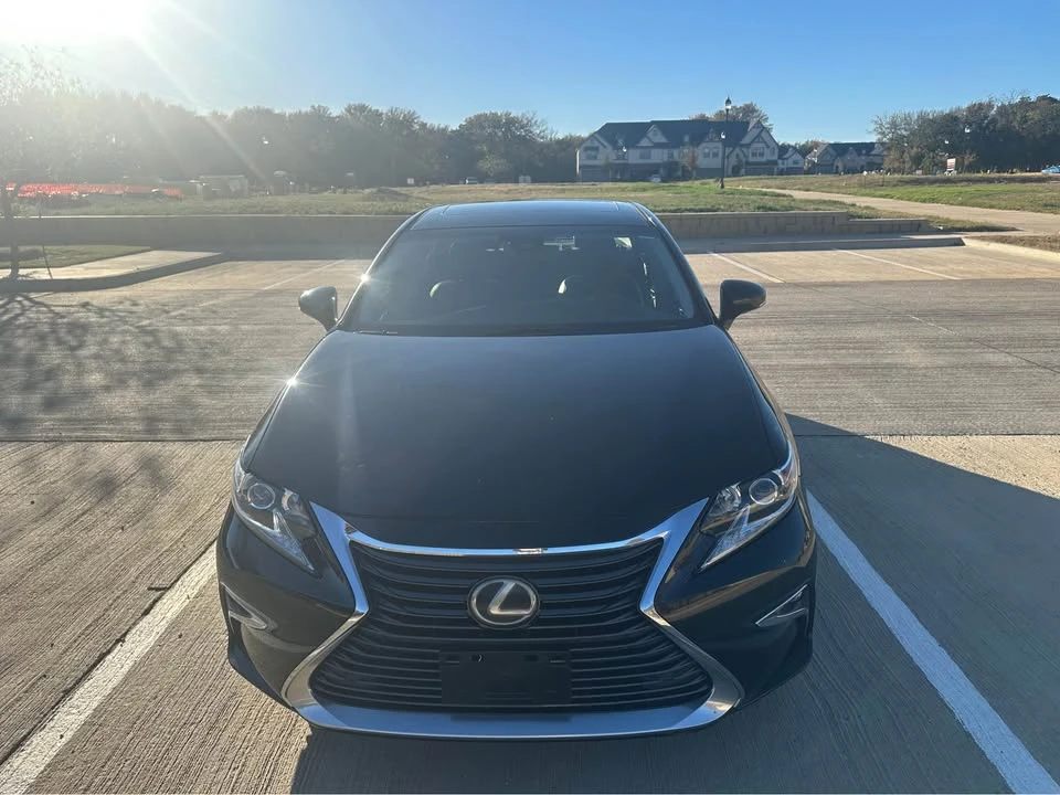 2017 Lexus ES 6th Gen - Image 6 of 20